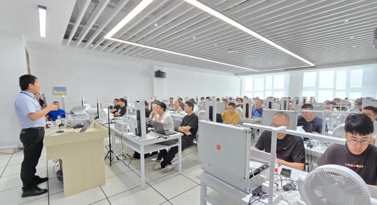 满员啦！XIAOMI MICA 智能物联网数字家庭工程师认证反响热烈！