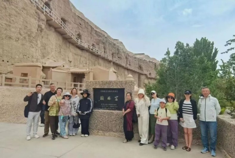 烩设计当代敦煌艺术行