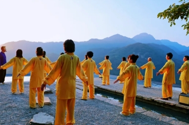 终南山辟谷营联系电话