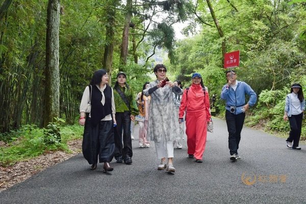 红颜丹心学堂 | 武夷山站圆满落幕 | 武夷山水一程,此心光明一生