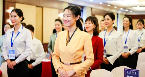 《国际高级注册礼仪培训师》双认证班