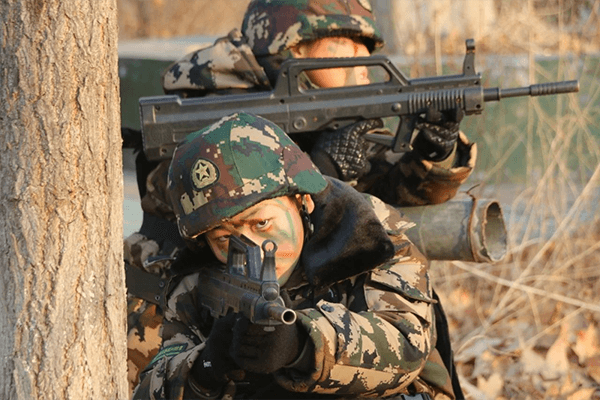 “雪域兵王”7天集训军事冬令营