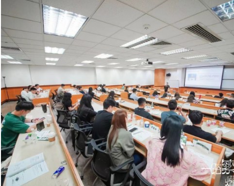 中山大学研修班课堂实景