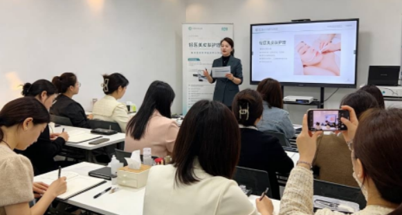 2026 高级轻医美培训多少钱?选志控教育,拒绝培训价格陷阱