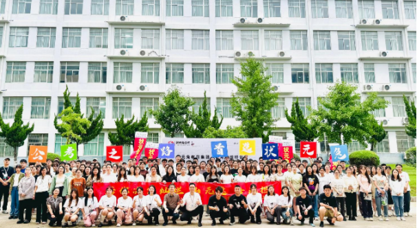 公考政审都查些什么?状元兔公考全日制封闭集训营课程上岸流程课题