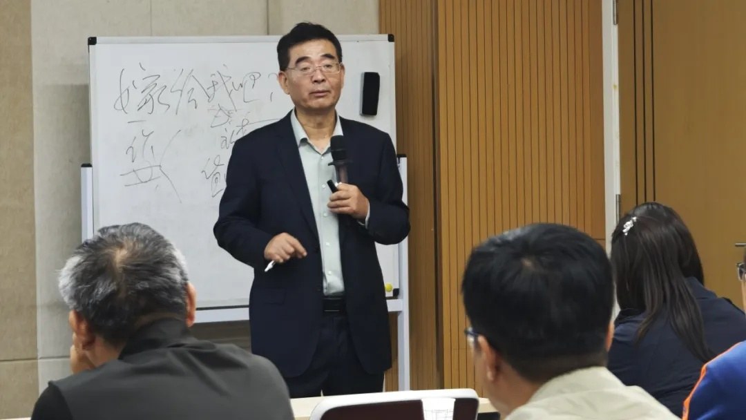仝铁汉主讲西安交通大学第43届高级职业经理人管理提升班《公司理财》:2026年10月17—18日西安回顾及2026年11月14—15日《决策与管控》预告
