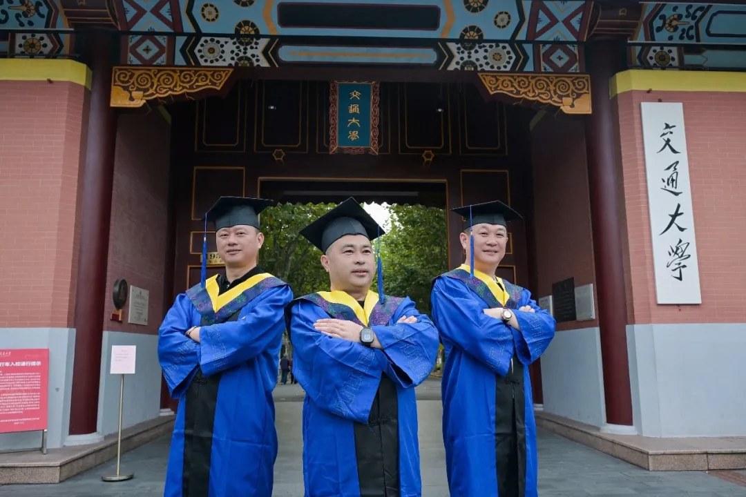 同光商学院EMBA105期结业回顾:从上海开学到新昌联谊与莫干山游学